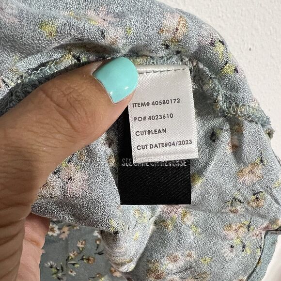 TORRID Blouse Shirt Women's‎ Plus Size 4 Floral Button Front Tie Elastic Waist - Picture 11 of 13